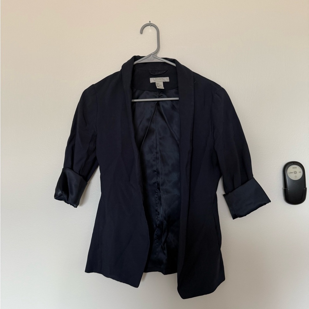 H&M Black/Navy Blazer with 3/4 Sleeves and Classic Lapel